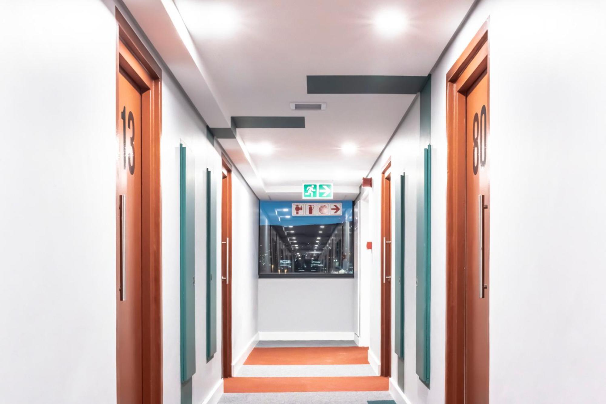 Apartment 1 *